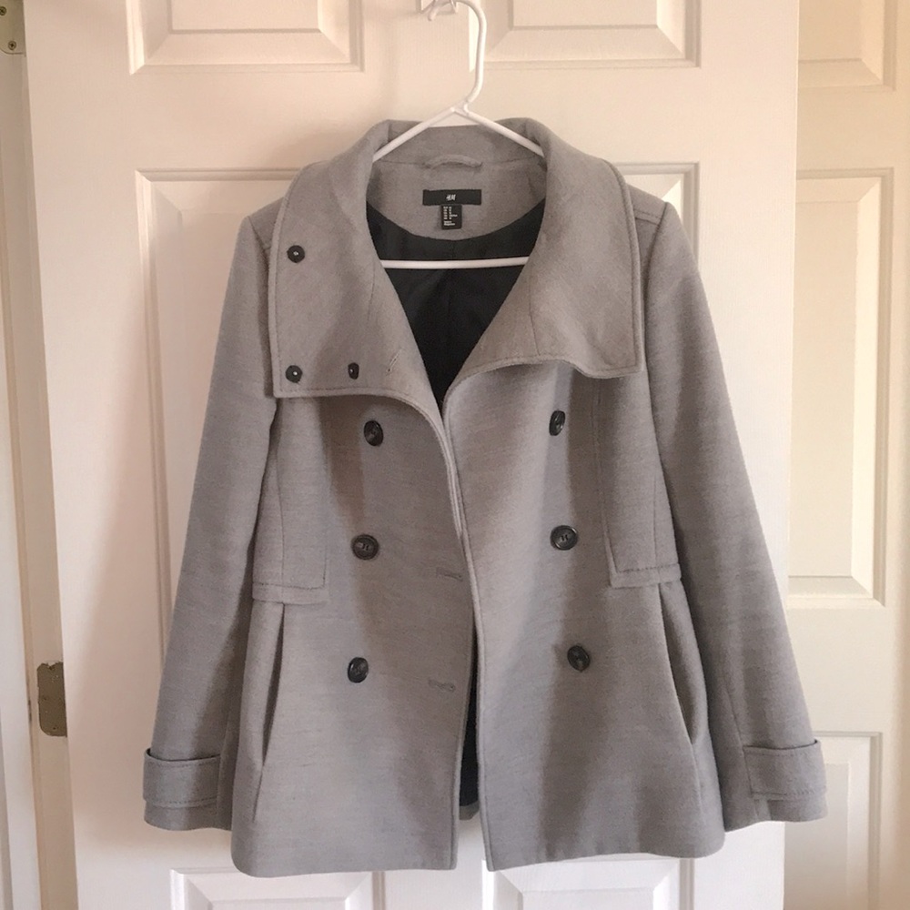 Short light grey pea coat size 12